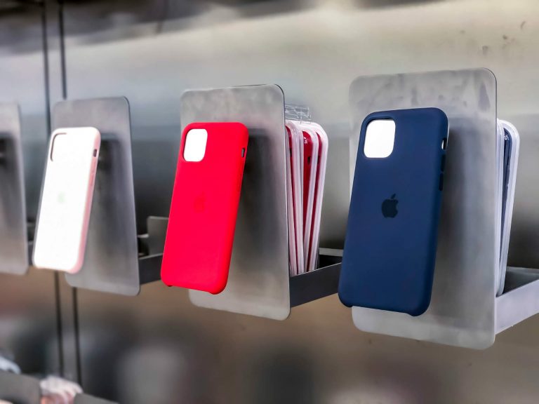 The 5 Best iPhone 11 Pro Leather Cases of 2020