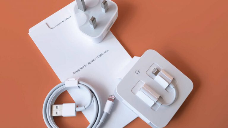 The Tools and Ways for Fast Charging the 2019 iPad Air and iPad Mini